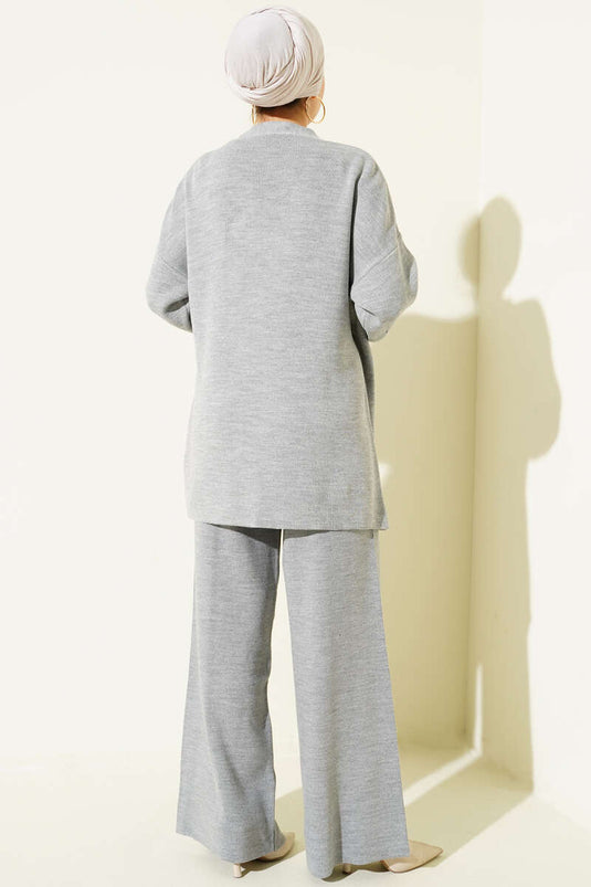 طقم منسوج محبوك متشابك رمادي