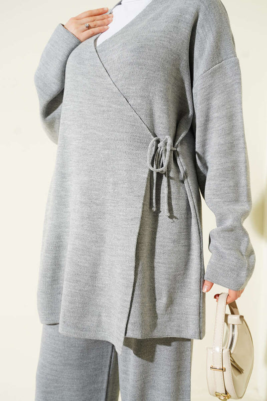 طقم منسوج محبوك متشابك رمادي