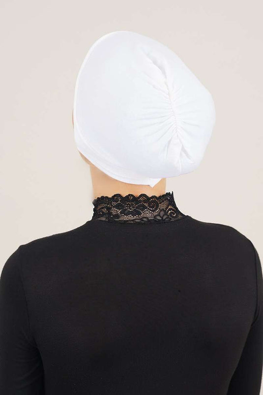 Gorro crudo con bandas cruzadas