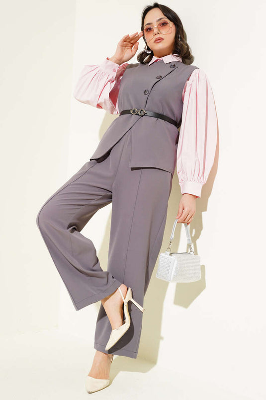 Costume deux pièces avec ceinture et boutons croisés, couleur fumée