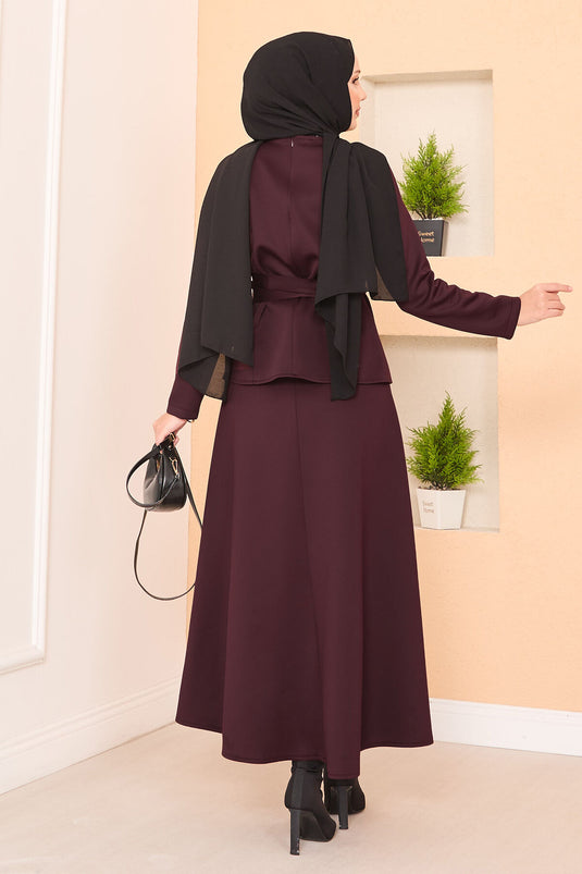 Stijlvol hijab-rokpak met kruisriem, bordeauxrood