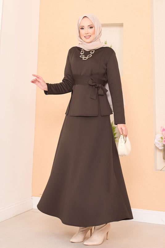 Çapraz Kuşaklı Şık Tesettür Etekli Takım Kahve