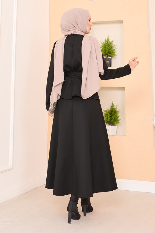 Ensemble jupe hijab élégant avec ceinture croisée en noir
