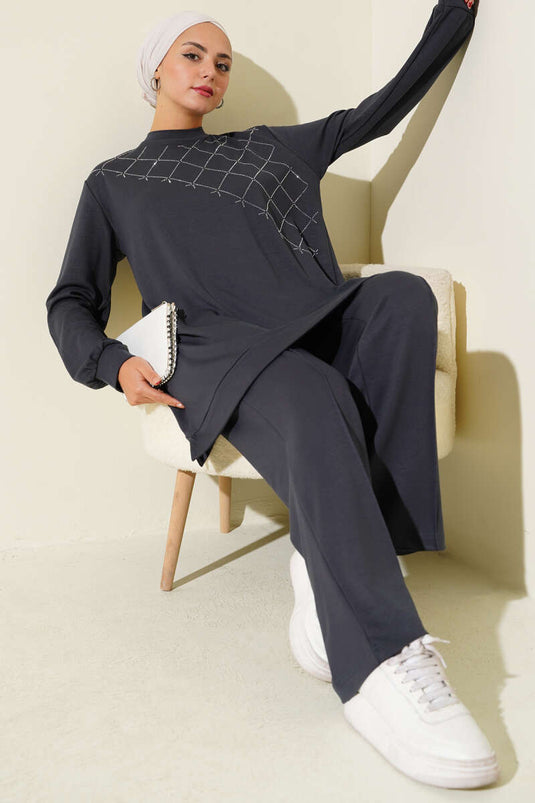 بدلة مكونة من قطعتين مزينة بحجر الصليب - دخان