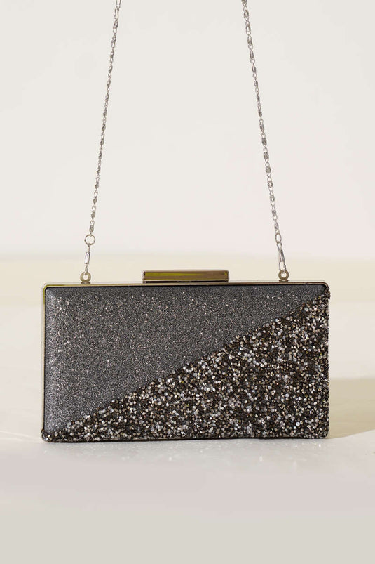 حقيبة سهرة مستطيلة مرصعة بأحجار متقاطعة، لون دخاني