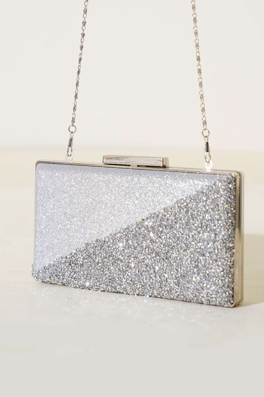 Rechteckige Abendtasche mit Kreuzverzierung, Silber