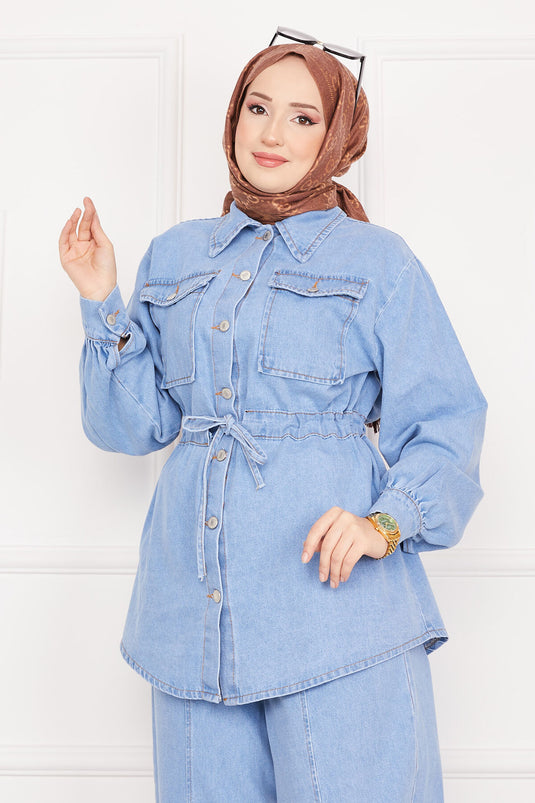 طقم حجاب جينز برباط مع تفاصيل جيوب وخصر بلون سنو واش