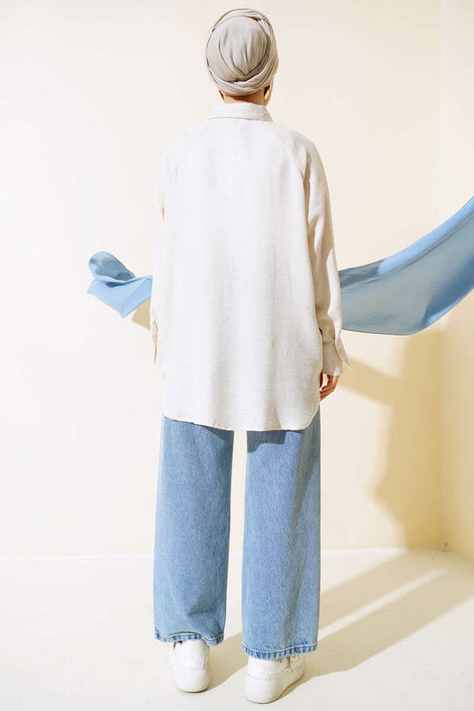 قميص دانتيل بغطاء للجيب باللون البيج