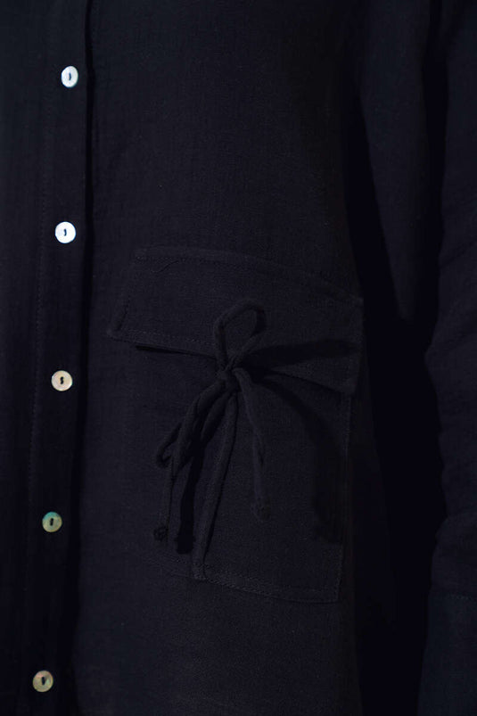 Spitzenhemd mit Taschenbezug, Schwarz