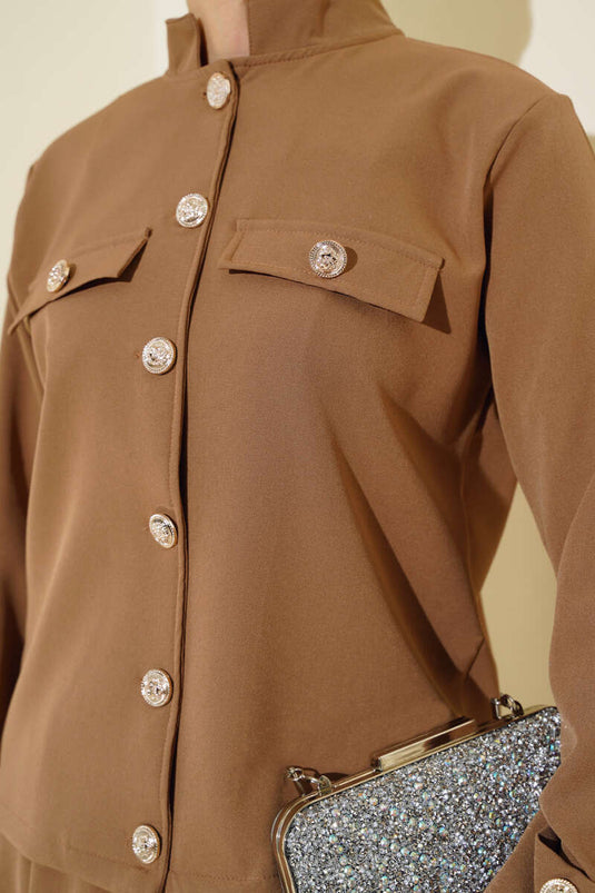 Latte double avec détails de couverture de poche