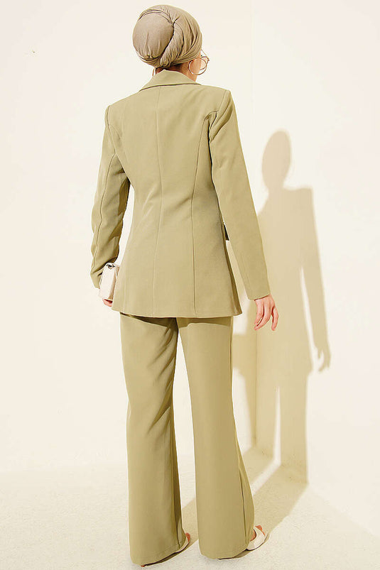 Two-Piece Set with Blazer Jacket and Patch Pocket in Olive Green