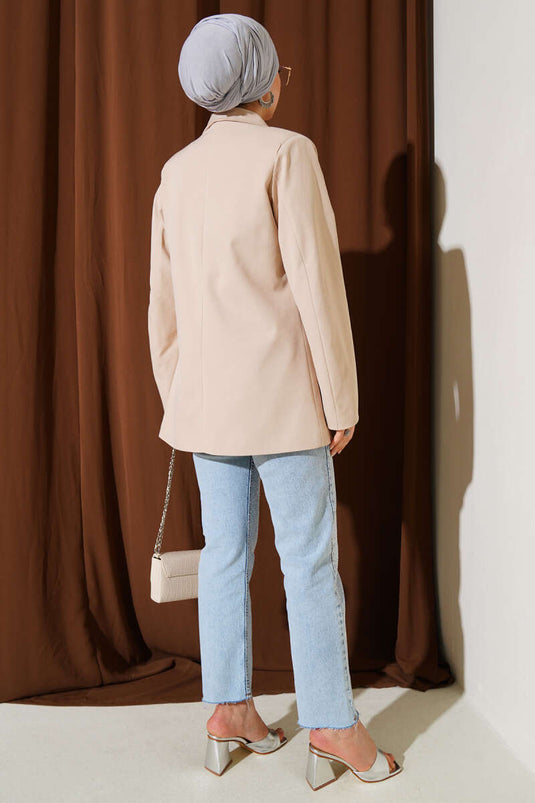 سترة بليزر بأربعة أزرار مع جيوب، لون بيج