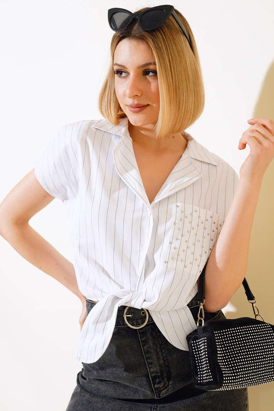 قميص جيب مربوط باللون الأبيض