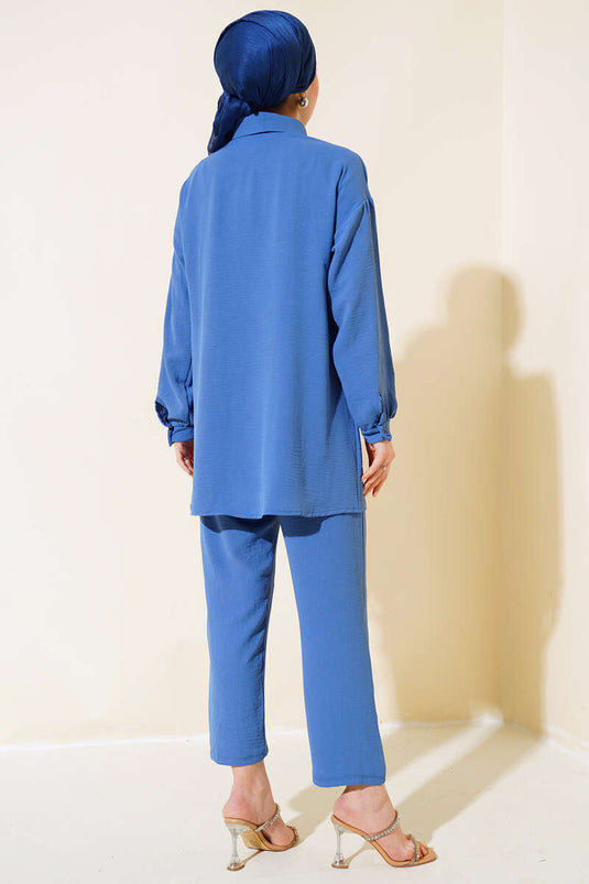 Blauer Ayrobin-Anzug mit steinernen, detaillierten Taschen