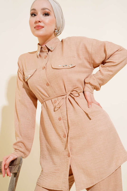 Ensemble double en lin avec détails en pierres Cepleri, couleur latte
