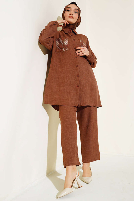 Costume en lin marron avec poches à pierres