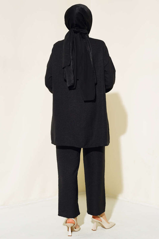 Costume en lin noir avec poches ornées de pierres