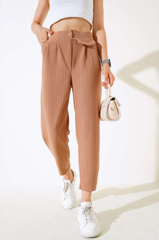 Pantalon rayé camel avec poches