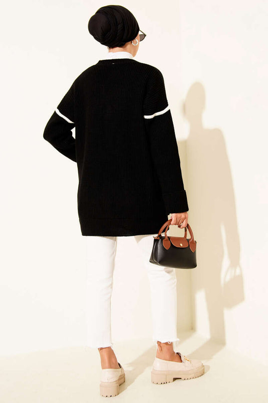 Pocket Gold Buttoned Knit Cardigan Black