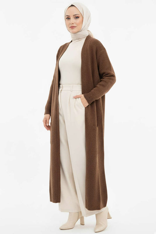 Lang gebreid vest met zakken, bruin