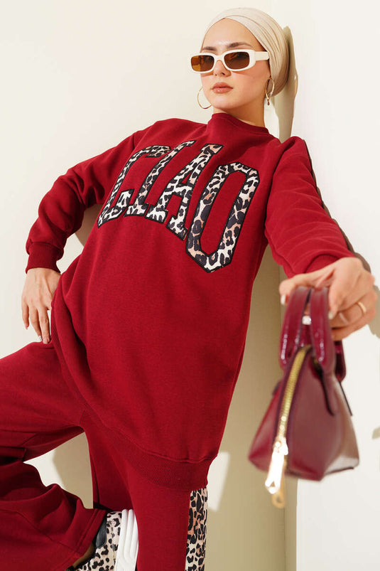 بدلة من قطعتين بثلاثة خيوط مطبوعة بنقشة جلد النمر باللون العنابي