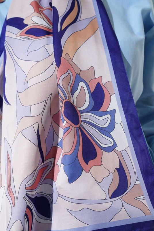 شال ناعم مخطط مزين بالزهور من بارليمنت