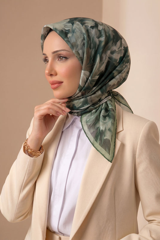 سلسلة أوشحة بنقشة الأزهار باللون الزيتوني
