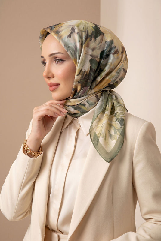 سلسلة أوشحة بنقشة الأزهار باللون الأخضر الزيتوني