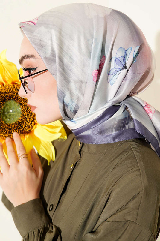 Schal aus Twill mit Blumenmuster, schiefergrau