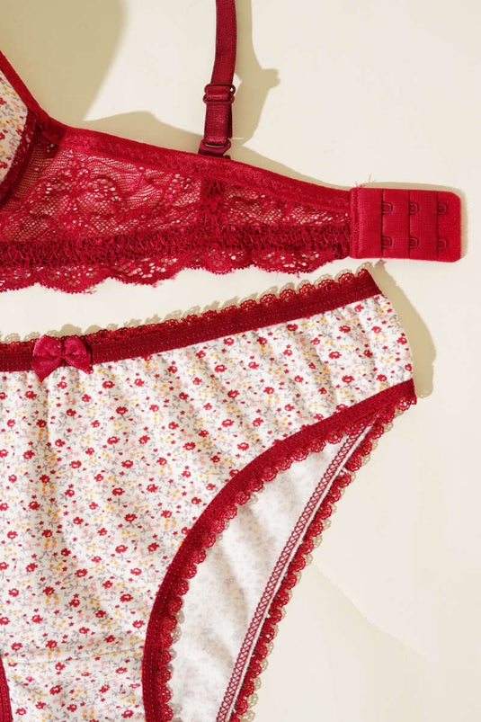 طقم حمالة صدر مبطنة من الدانتيل بنقوش زهرية - بورجوندي