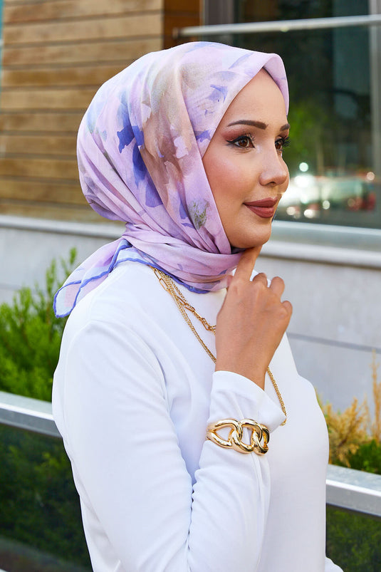 Écharpe à motifs floraux lilas