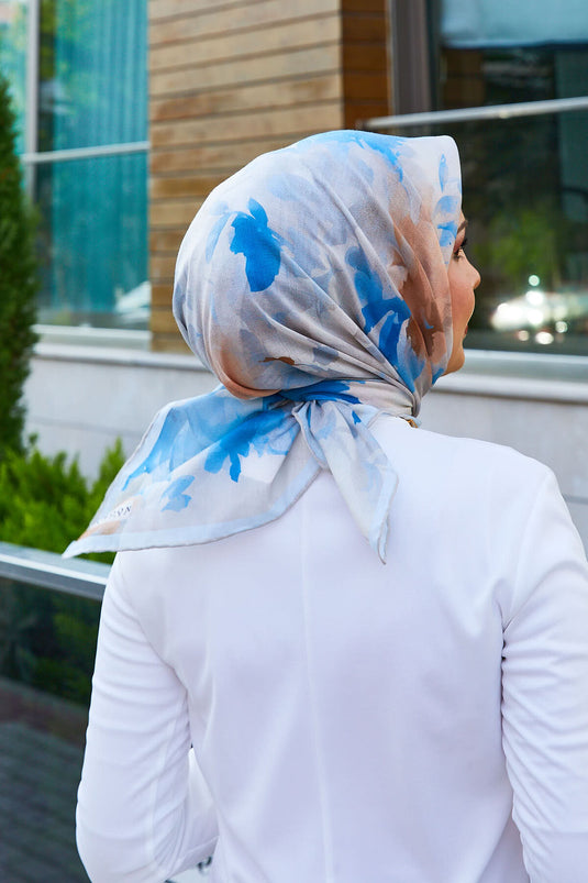 Écharpe à motifs floraux Pierre