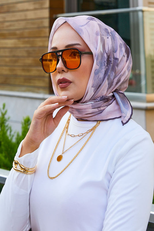 Écharpe à motifs floraux en vison