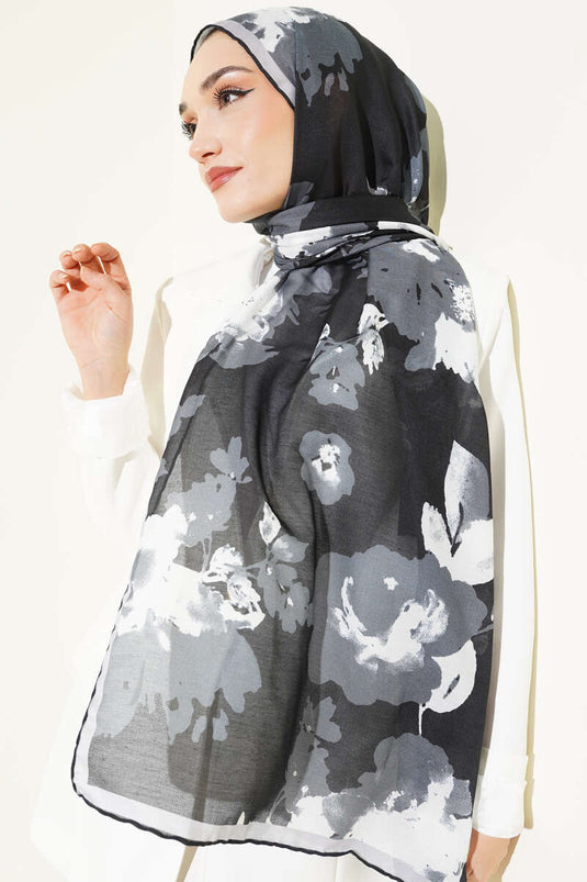 شال ريبانا بنقشة زهور أسود