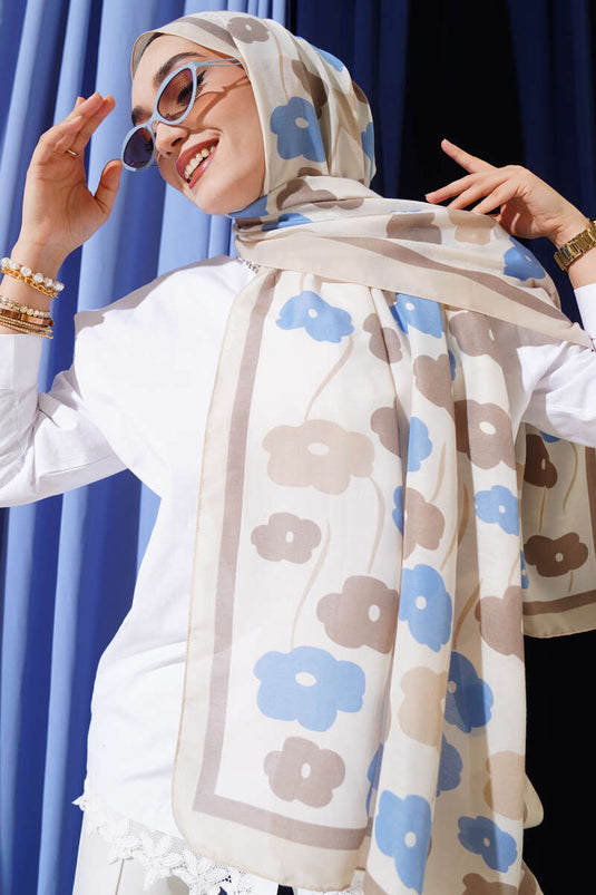 Schal mit Blumenmuster und Steinen