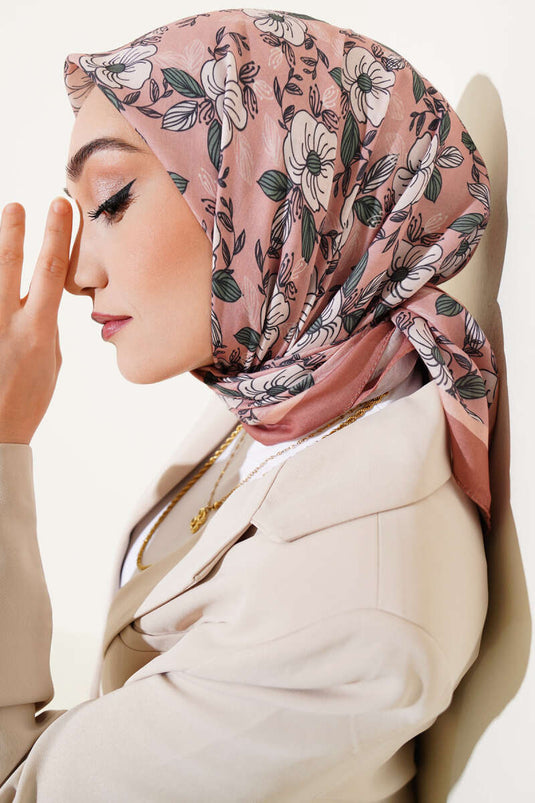 Floral Patterned Striped Scarf Kitten Mouth