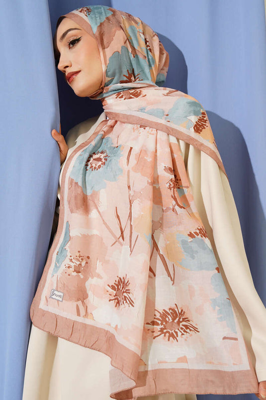 Bloemenpatroon zachte bamboe crêpe sjaal latte