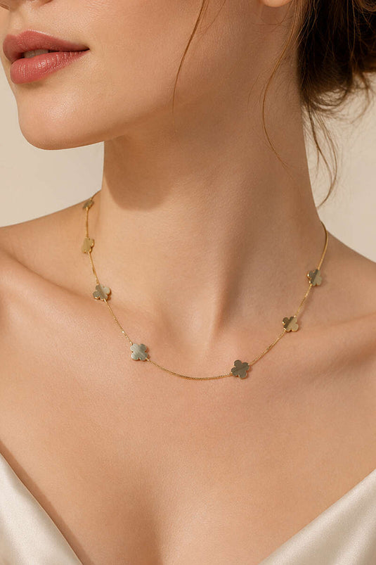 Gold Floral Pendant Necklace