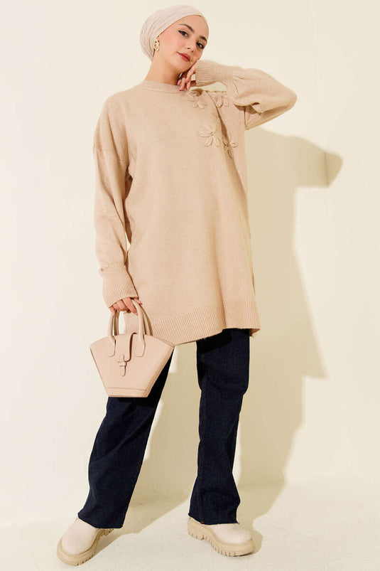 Tunique en tricot doux à fleurs détaillées Latte