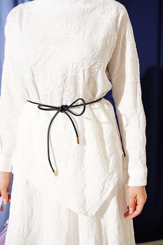 Ensemble deux pièces avec jupe à couture fleurie blanc