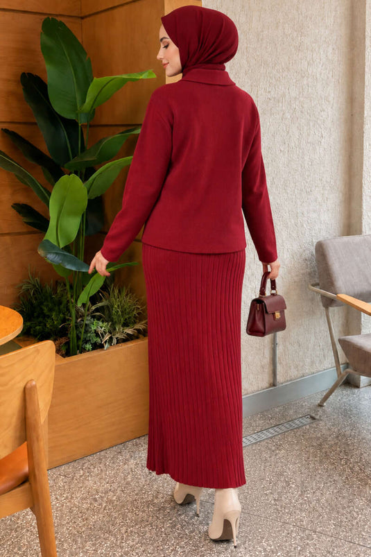 Completo Gonna In Maglia Con Bottoni E Fiori Dorati Bordeaux