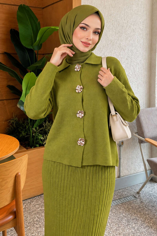 Conjunto De Falda De Punto Con Botones Dorados Y Estampado Floral En Verde Menta
