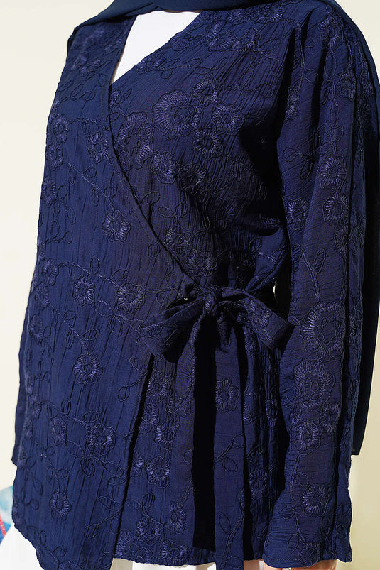 Çiçek İşlemeli Bağlamalı Kimono Lacivert