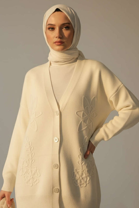 Çiçek İşlemeli Triko Hırka Ekru