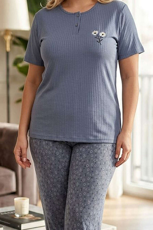 Ensemble pyjama grande taille à manches courtes avec broderie florale gris