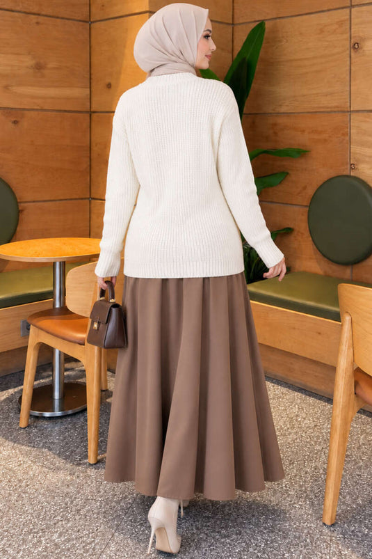 Chaqueta De Punto Beige Con Bordados Florales Y Botones