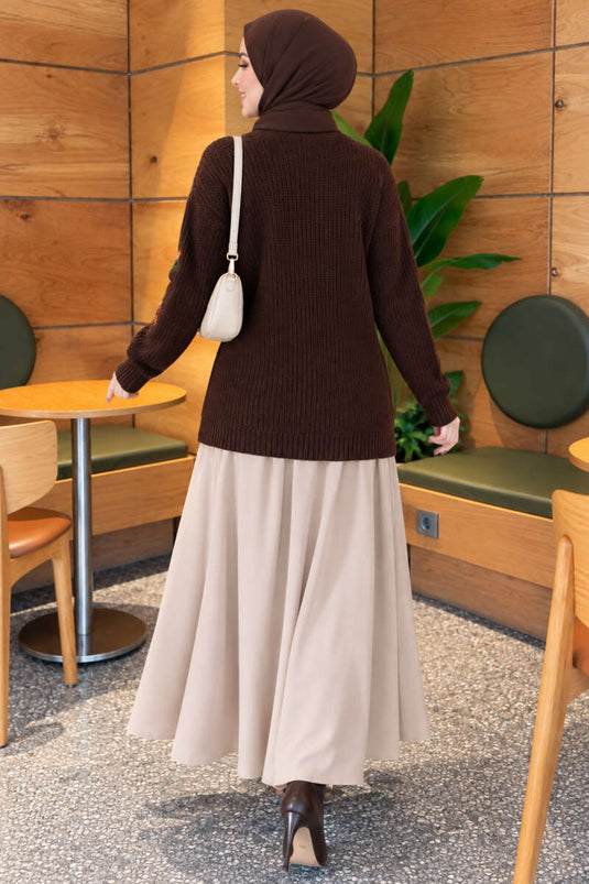 Brown Floral Embroidered Buttoned Knit Cardigan