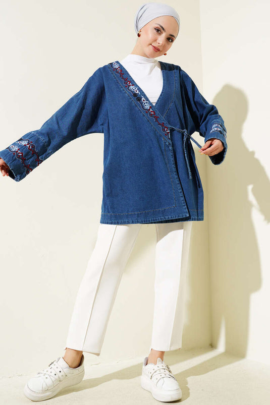 Kimono in denim ricamato floreale blu