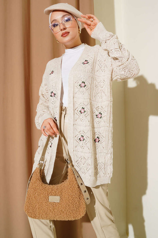 Gilet En Maille Brodé À Fleurs Et Pierres
