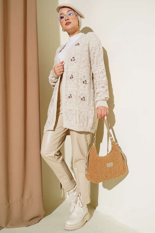Gilet En Maille Brodé À Fleurs Et Pierres